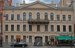 SPB_Newski_house_70
