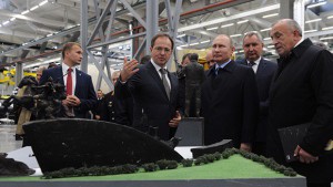Памчятник Калашникову 274b8949f07478658f7dc5f9a0756d6a