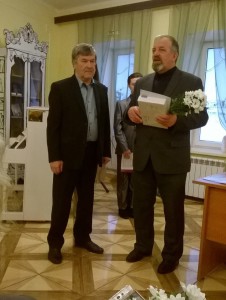 Васильева награждают (1)